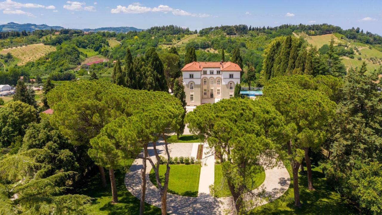 Boutique Hotel Villa Monty Banks Cesena Kültér fotó